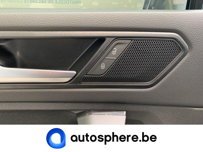 Volkswagen Tiguan LIFE - 15