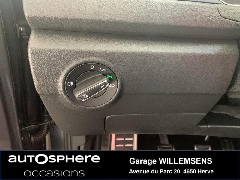 Volkswagen T-Roc UNTIED - 19