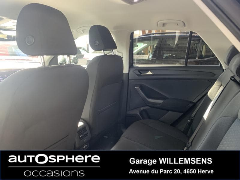 Volkswagen T-Roc UNTIED - 25