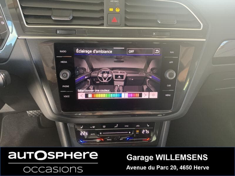 Volkswagen Tiguan PANO/LED/NAVI/SPORT - 14