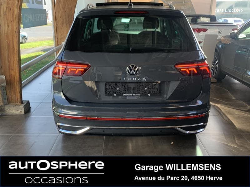 Volkswagen Tiguan PANO/LED/NAVI/SPORT - 4