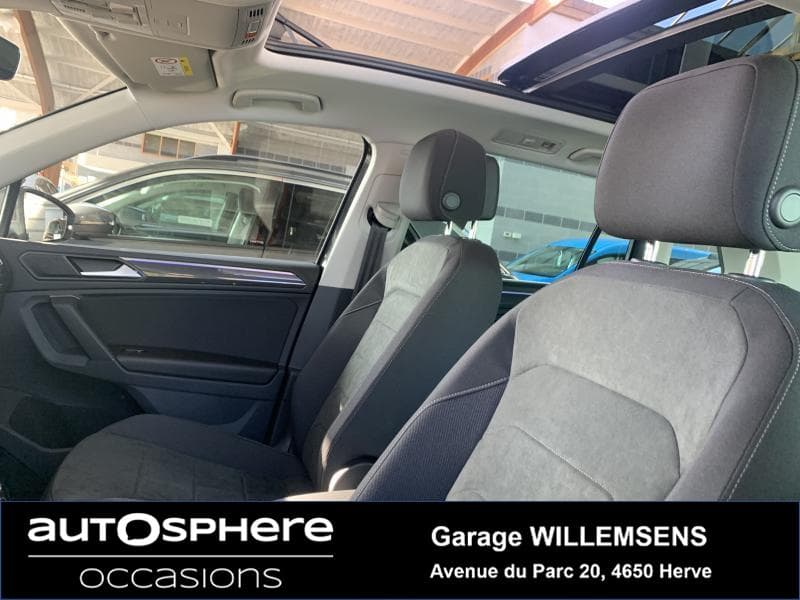 Volkswagen Tiguan PANO/LED/NAVI/SPORT - 18