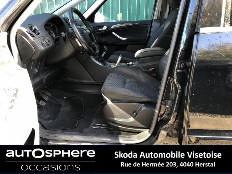 Ford S-Max Titanium - 40