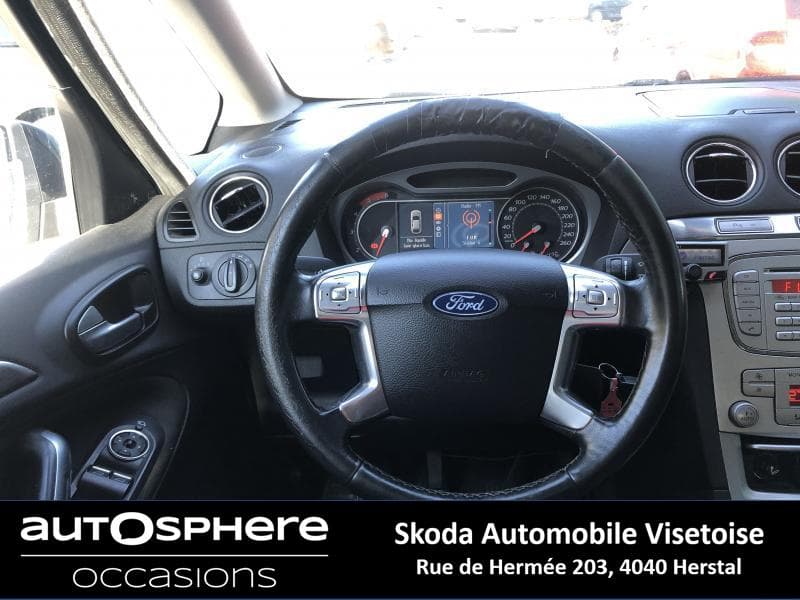 Ford S-Max Titanium - 28