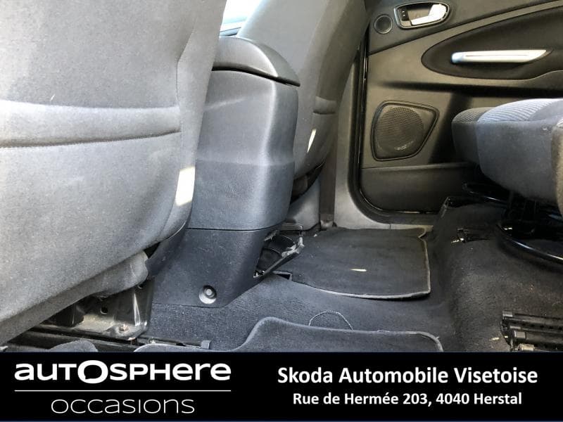 Ford S-Max Titanium - 46