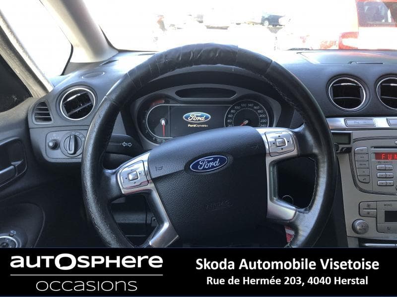 Ford S-Max Titanium - 22