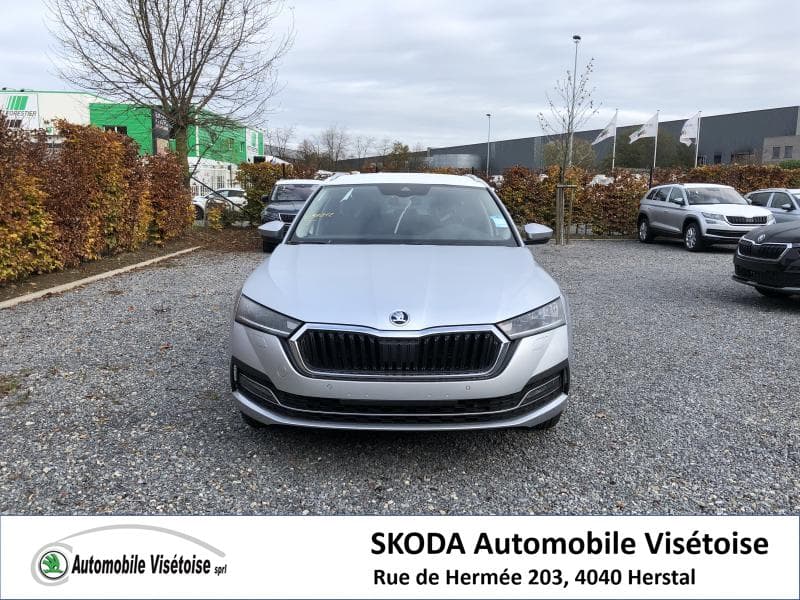 Skoda Octavia Ambition - 1