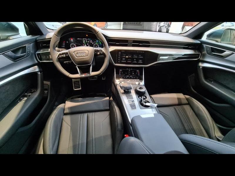 Audi A6 Sport - 16