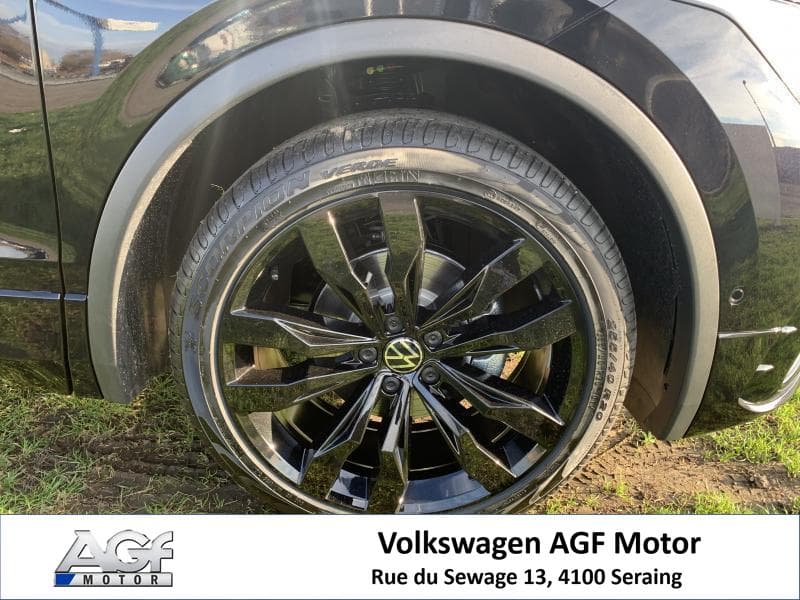 Volkswagen Tiguan Platinum R-line Black Style - 24