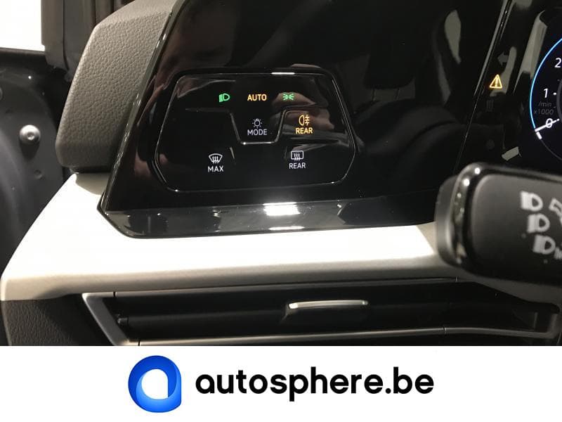 Volkswagen Golf Variant DSG/GPS/CAMERA - 24