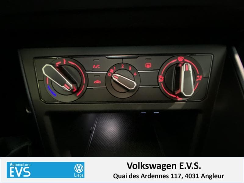 Volkswagen Polo United - 10