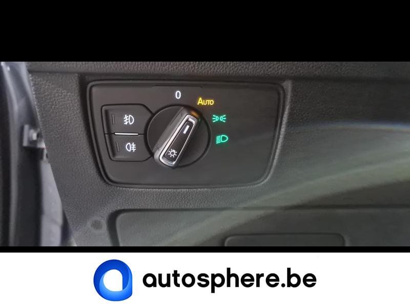 Volkswagen Passat Variant Elegance Business - 20