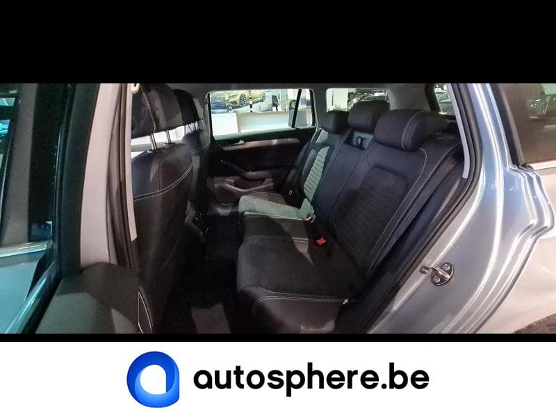 Volkswagen Passat Variant Elegance Business - 13