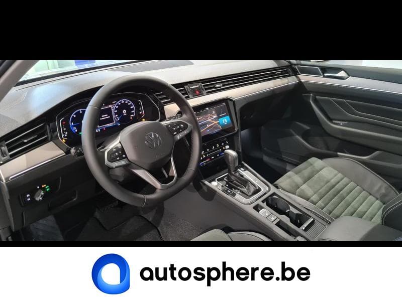 Volkswagen Passat Variant Elegance Business - 15