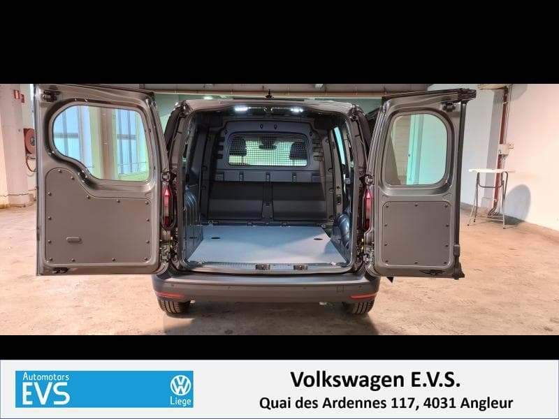 Volkswagen Caddy Cargo - 28