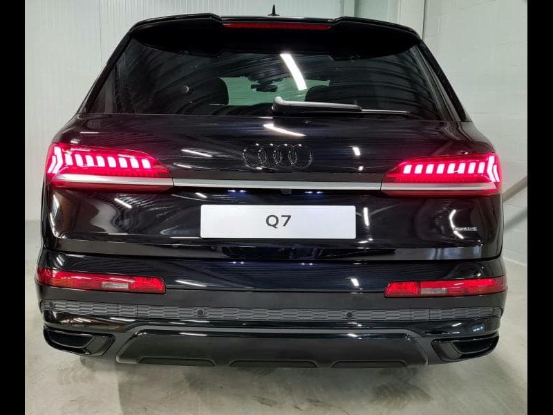 Audi Q7 Q7 S-Line - 5