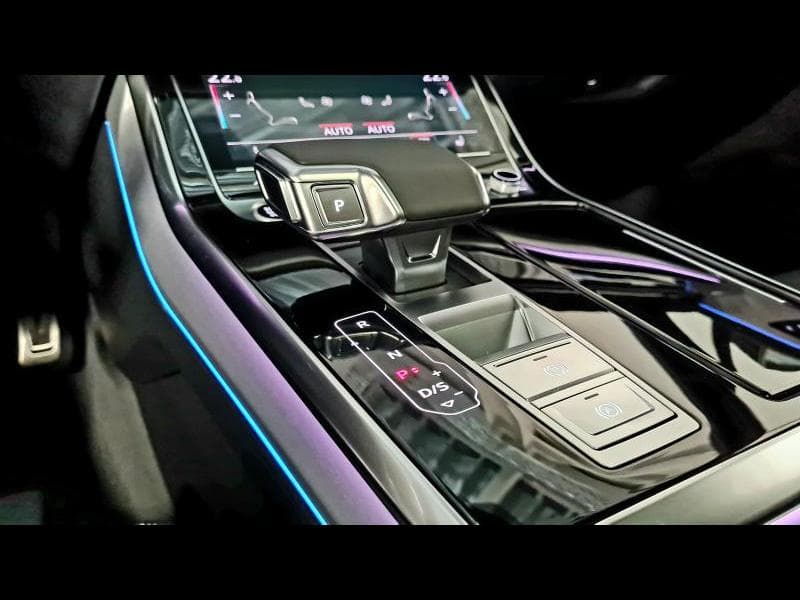 Audi Q7 Q7 S-Line - 23