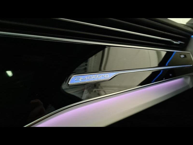 Audi Q7 Q7 S-Line - 30