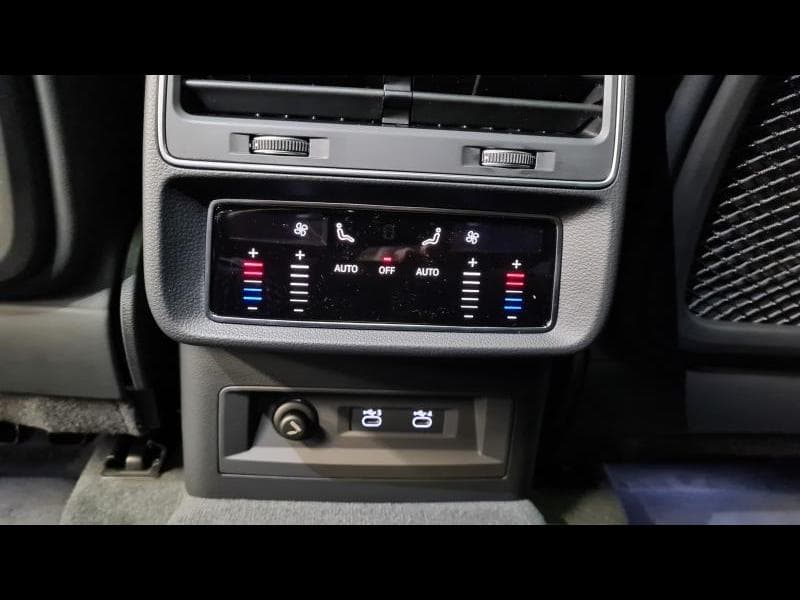 Audi Q7 Q7 S-Line - 26