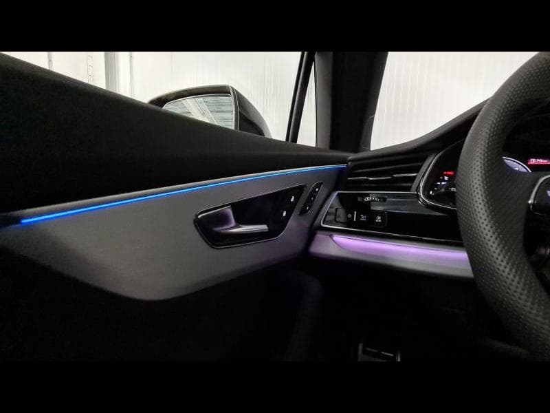 Audi Q7 Q7 S-Line - 28