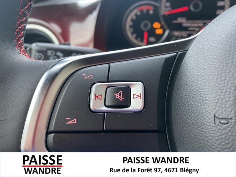 Volkswagen Up! GTI - 15
