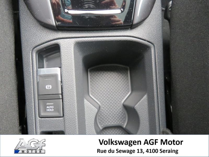 Volkswagen T-Roc Elegance  / R-Line - 18