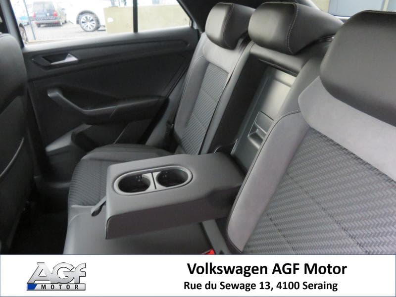 Volkswagen T-Roc Elegance  / R-Line - 17