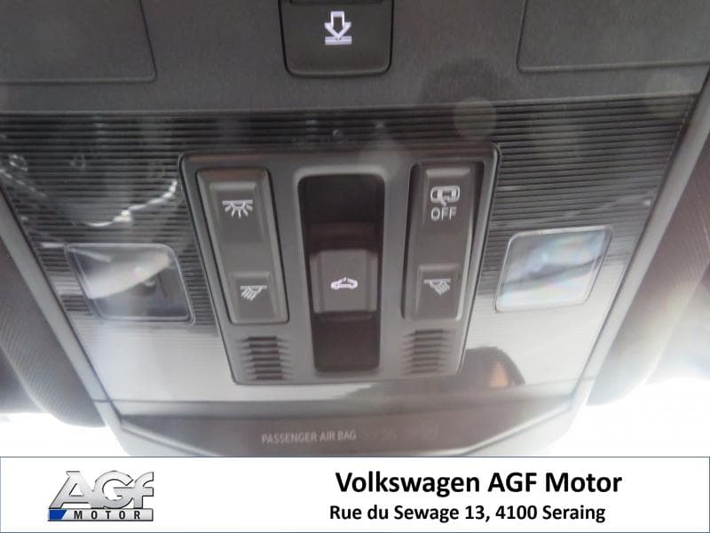 Volkswagen T-Roc Elegance  / R-Line - 35