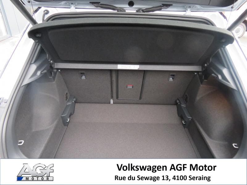 Volkswagen T-Roc Elegance  / R-Line - 40