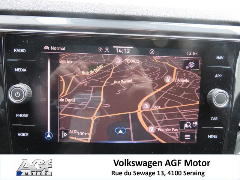 Volkswagen T-Roc Elegance  / R-Line - 24