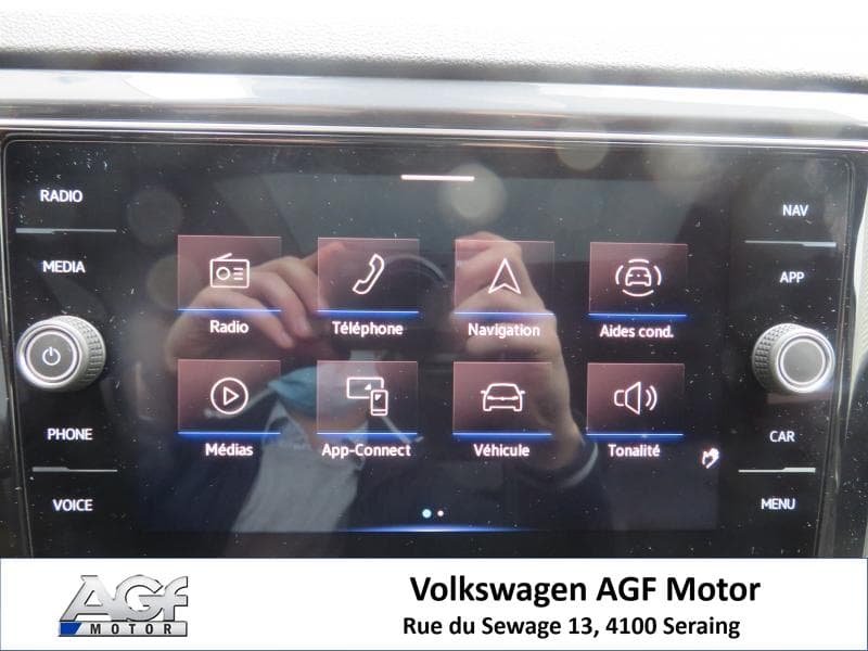 Volkswagen T-Roc Elegance  / R-Line - 23