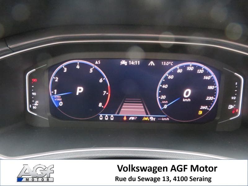 Volkswagen T-Roc Elegance  / R-Line - 30