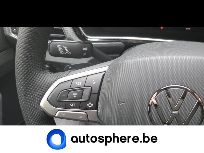 Volkswagen T-Cross Style-R-Line Int/Ext- LED JA18\'\'-Keyless-Clim au - 16