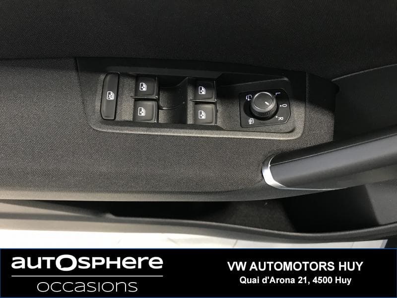 Volkswagen Touran Highline/Park Pilot/DSG/CA - 23