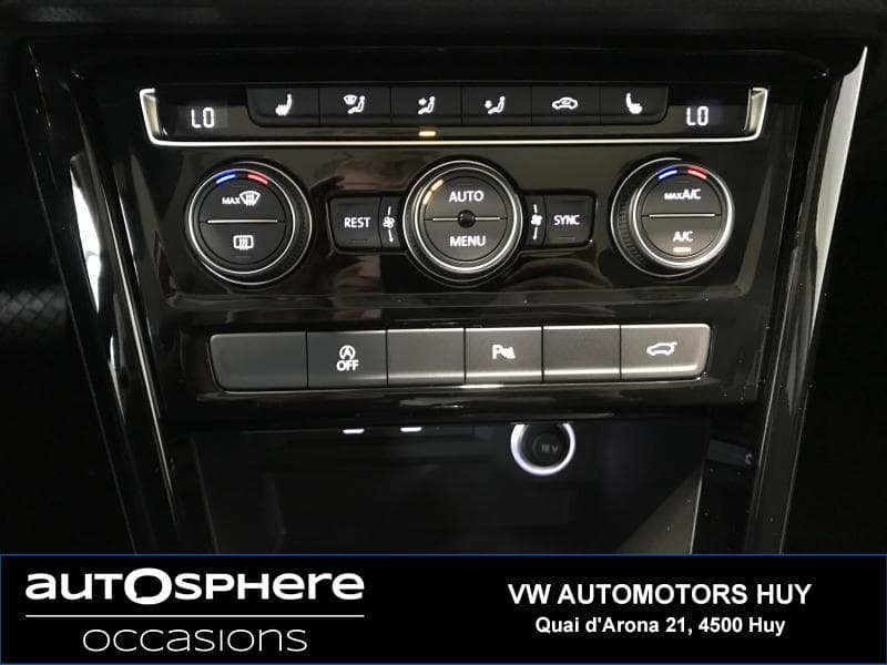 Volkswagen Touran Highline/Park Pilot/DSG/CA - 19