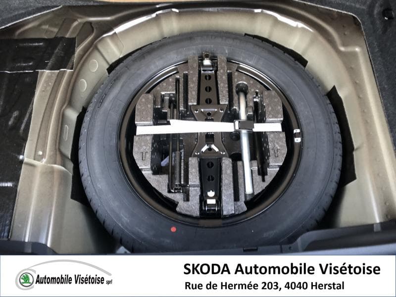 Skoda Kamiq Ambition - 35