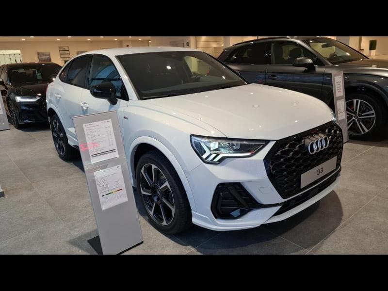 Audi Q3 Sportback S line - 1