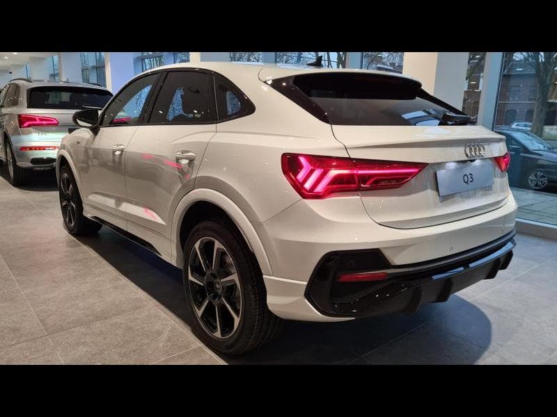 Audi Q3 Sportback S line - 4