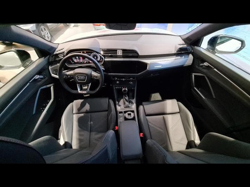 Audi Q3 Sportback S line - 12