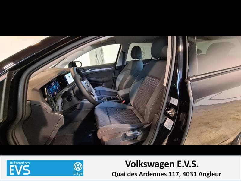 Volkswagen Golf VIII Active - 16