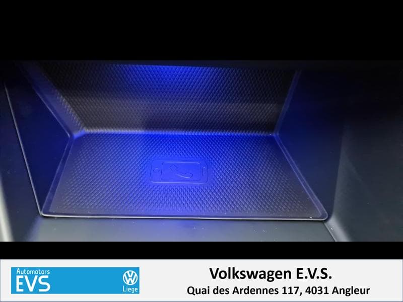 Volkswagen Golf VIII Active - 33