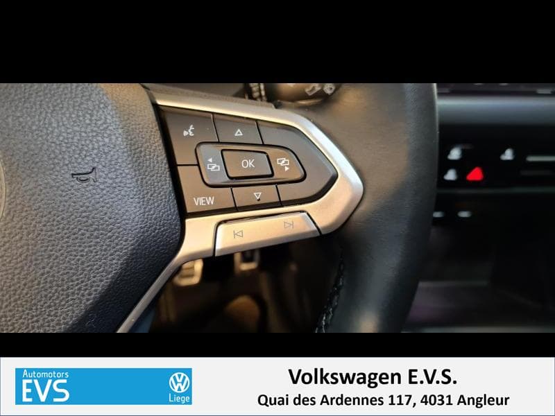 Volkswagen Golf VIII Active - 22