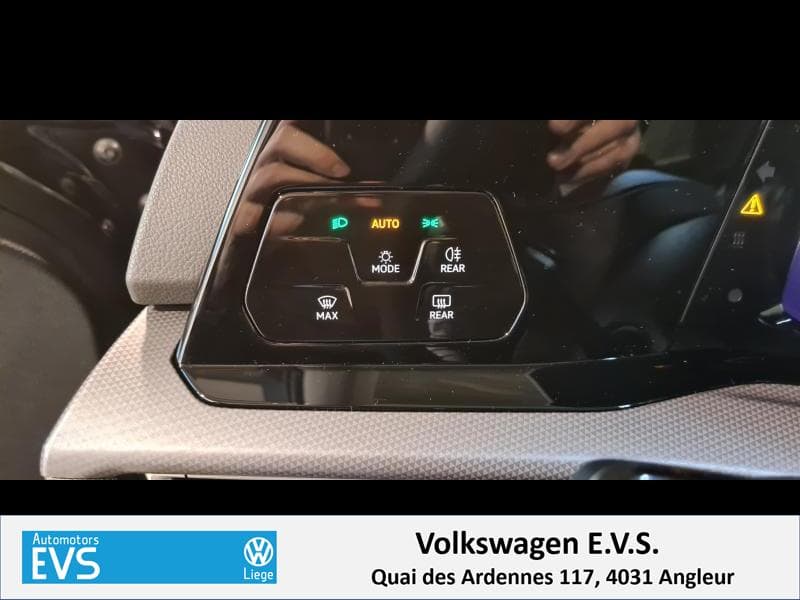 Volkswagen Golf VIII Active - 18