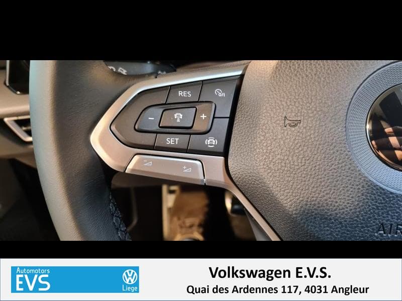 Volkswagen Golf VIII Active - 21