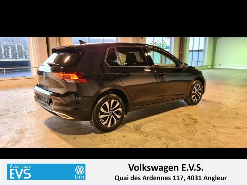 Volkswagen Golf VIII Active - 3
