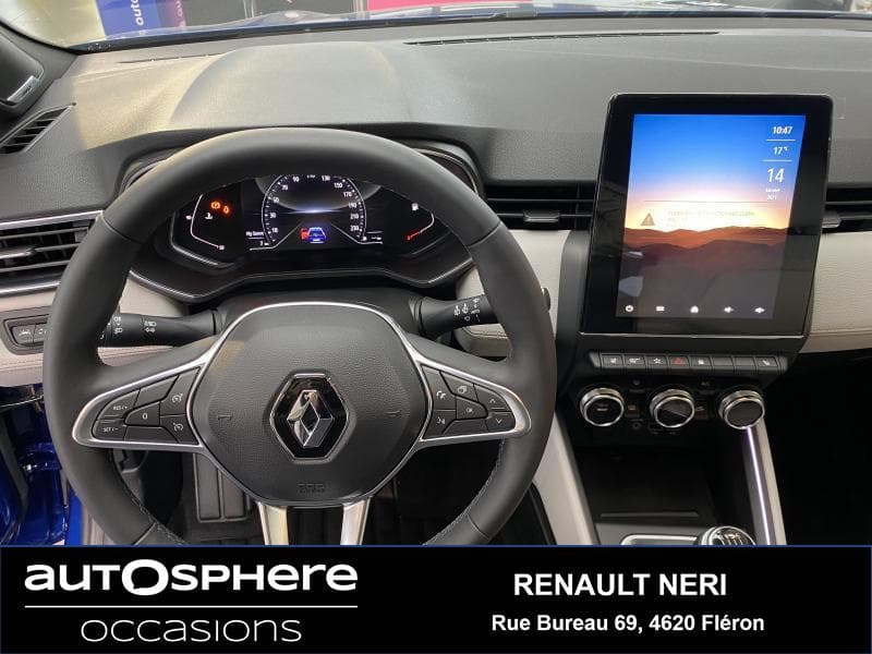 Renault Clio Initiale Paris - 9