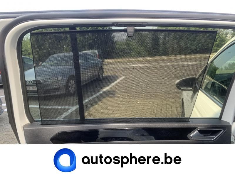 Volkswagen Touran III Highline -7 places/gps/toit ouvrant pano - 26