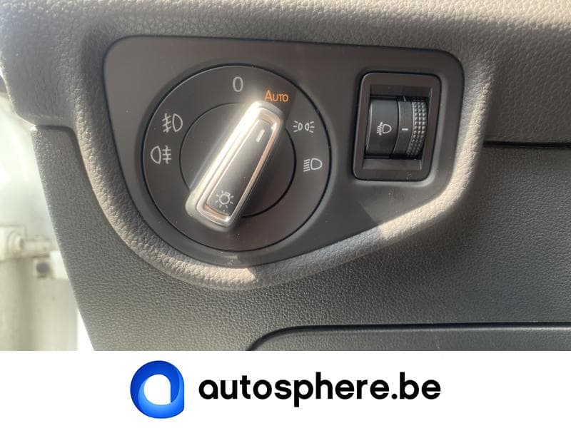 Volkswagen Touran III Highline -7 places/gps/toit ouvrant pano - 31