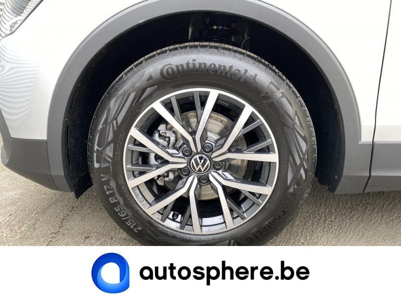 Volkswagen Tiguan LIFE 130CV - 28