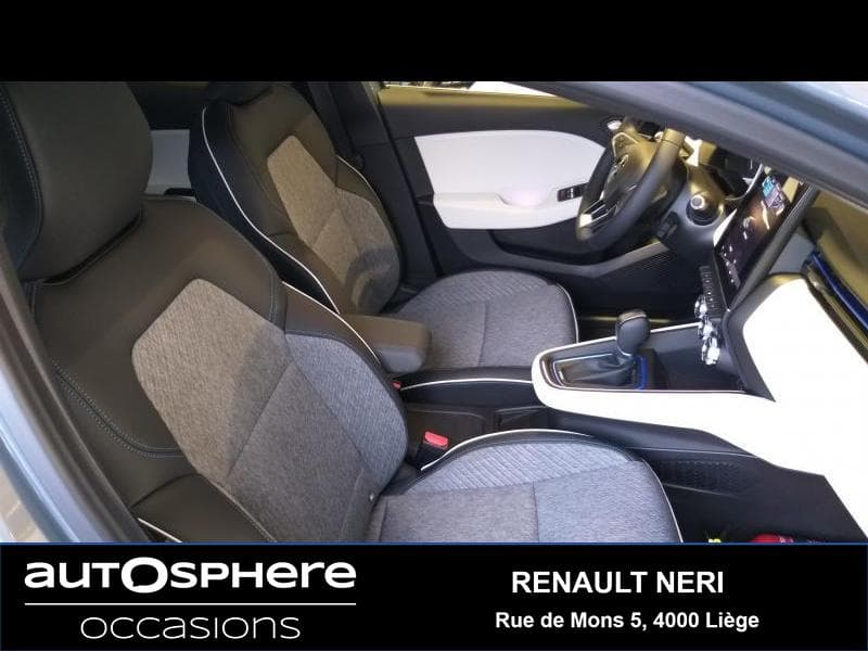 Renault Clio FIRST EDITION E-TECH HYBRID - 6